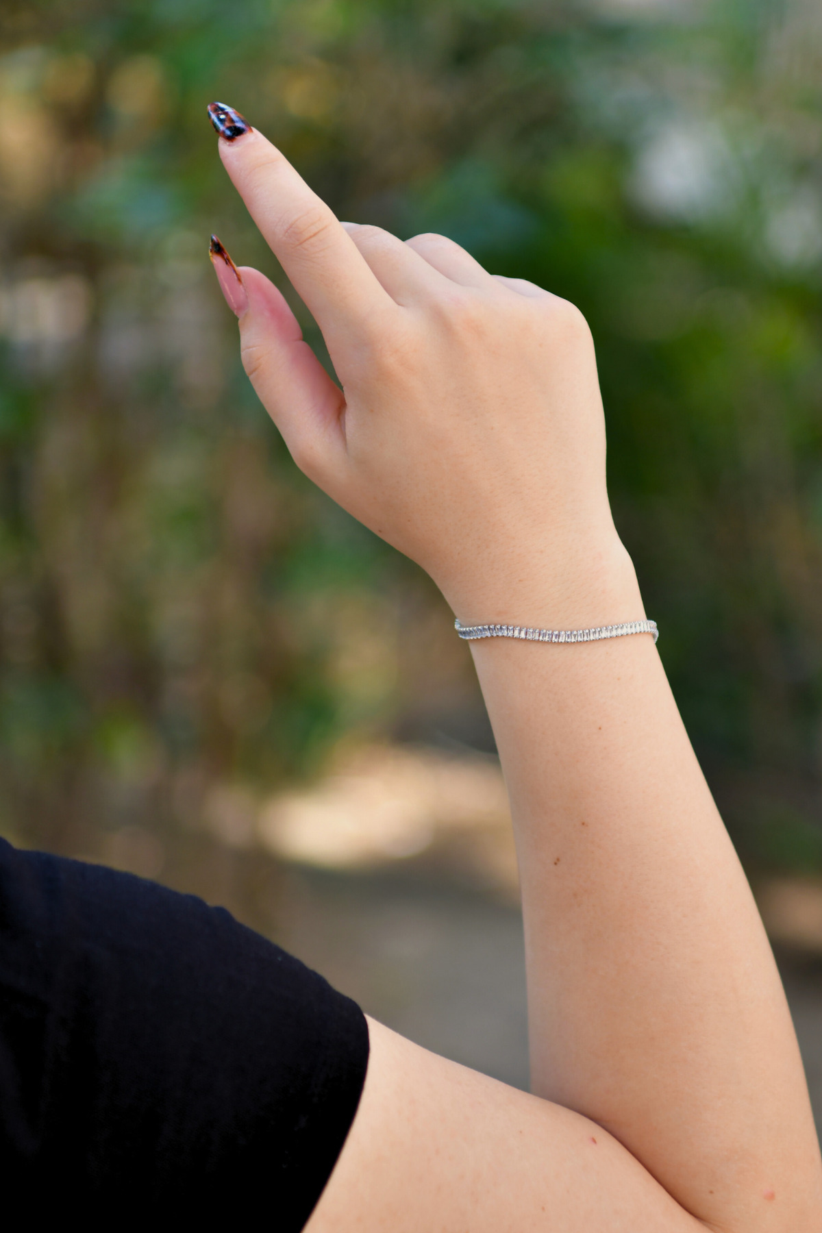 Dikdörtgen Sıralı Zirkon Taşlı Kadın Çelik Görünümlü Xp Zincir Bileklik