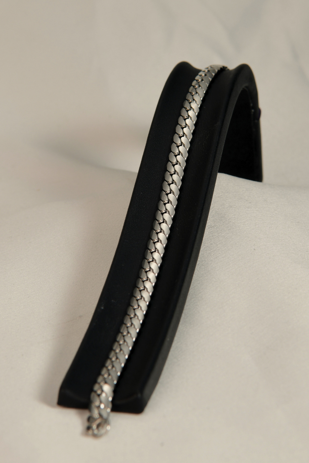 Balık Sırtı Model Erkek Çelik Bileklik