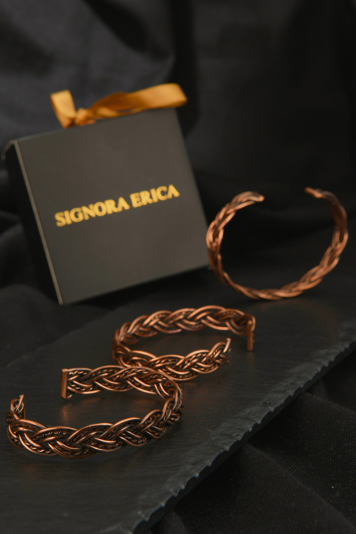 Örgü Model Bakır Bileklik