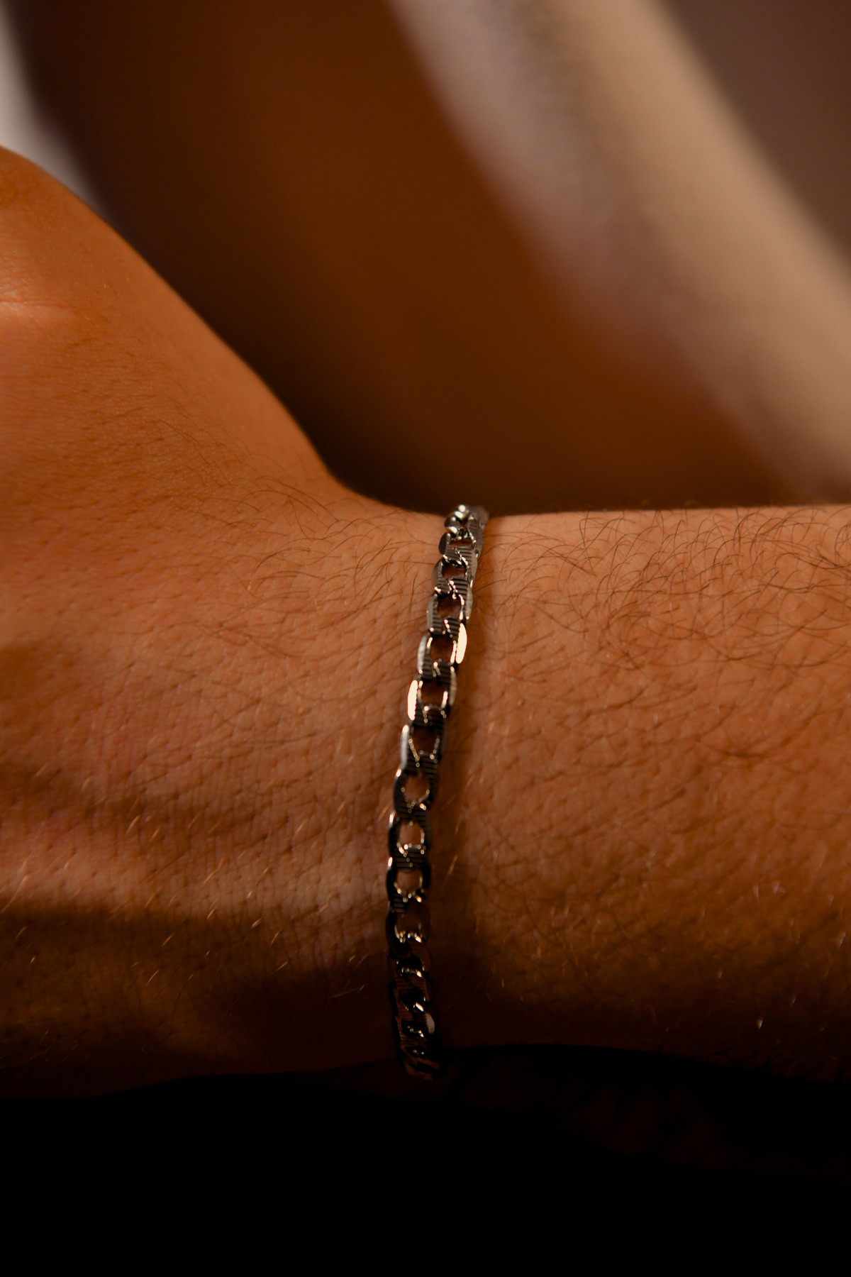 Çizgili İç İçe Geçen Halka Zincir Erkek Bileklik