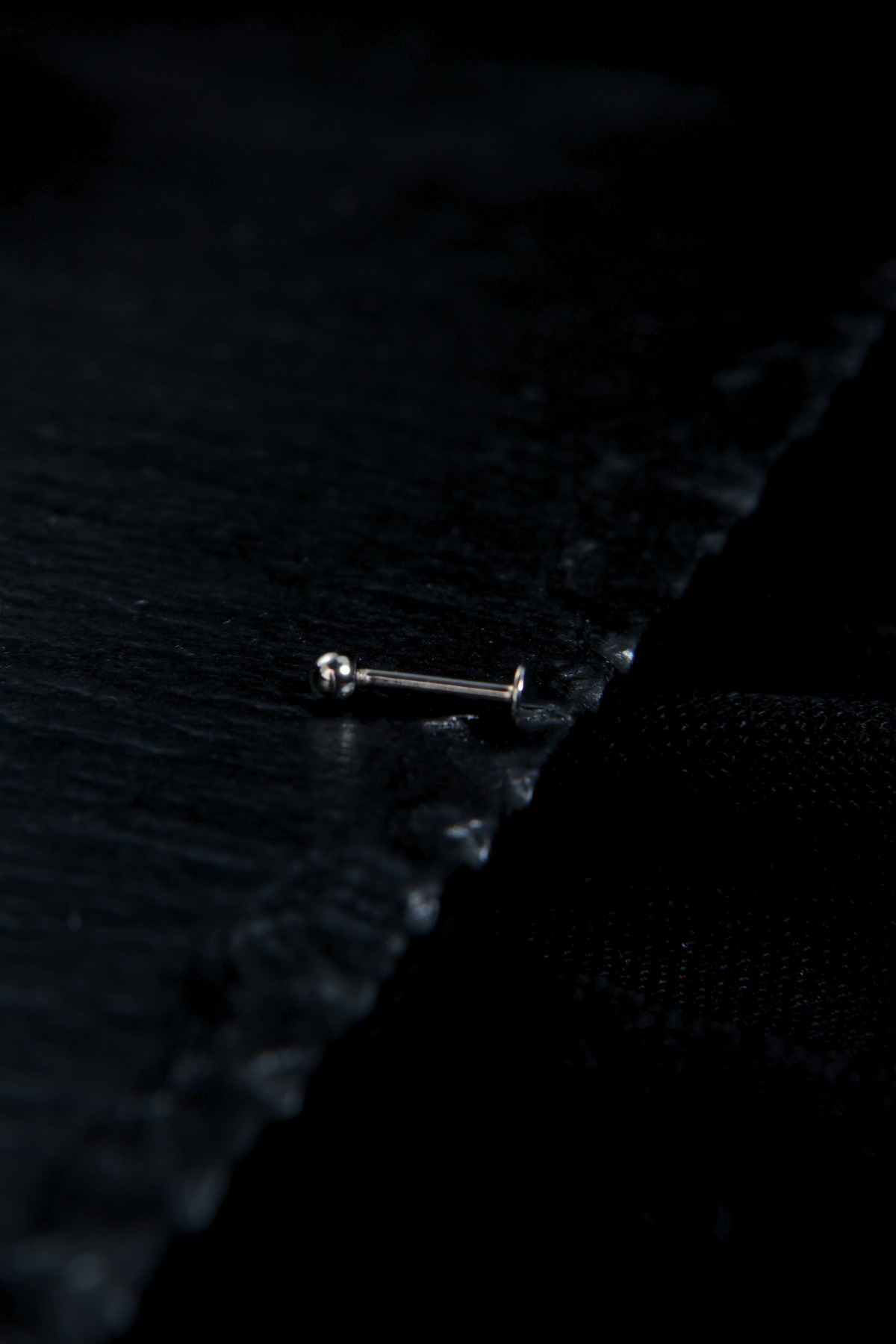 Biri Ucu Düz Bir Ucu Toplu Dudak Piercing 8mm