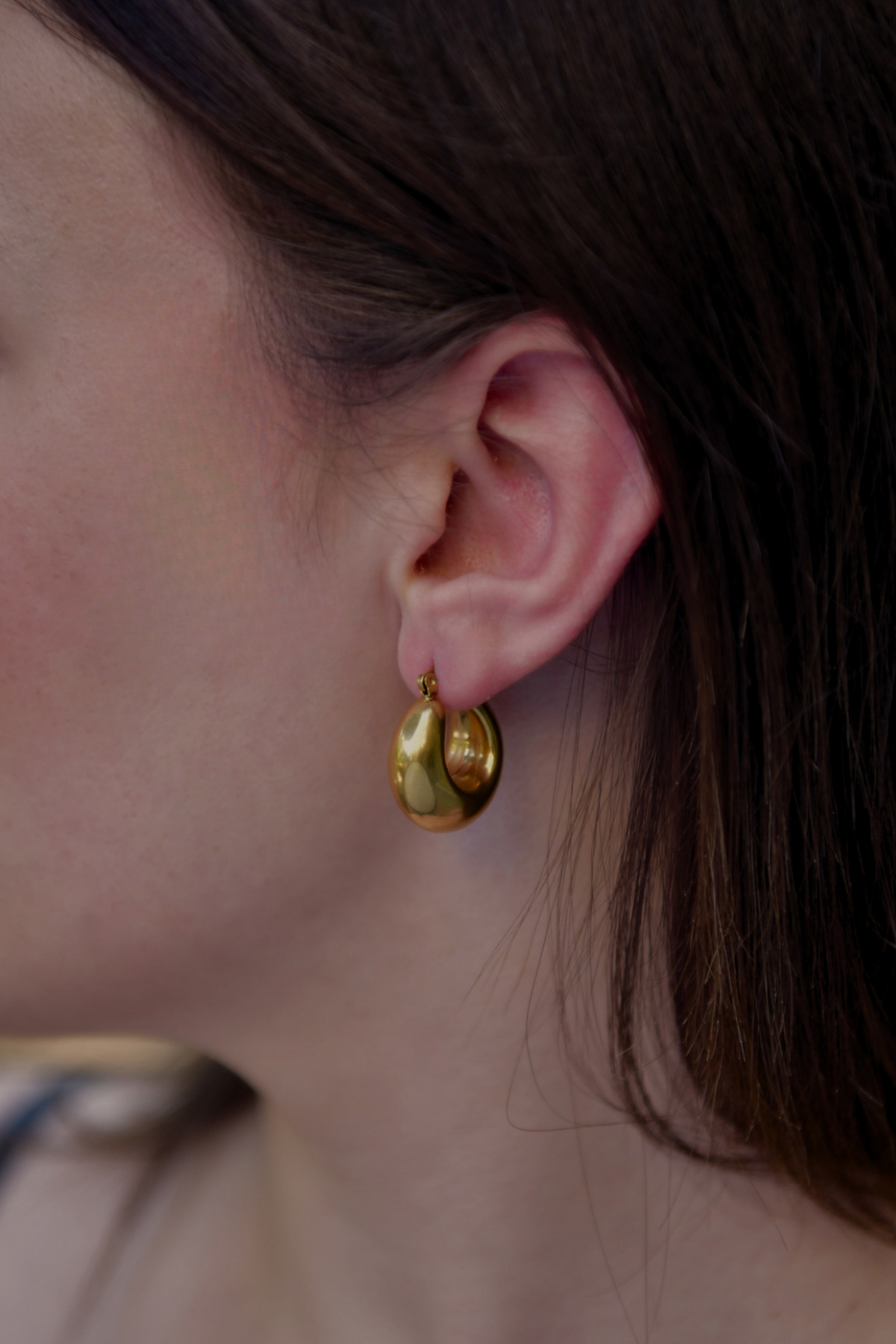 Damla Model Şişme Model Kadın Çelik Halka Küpe