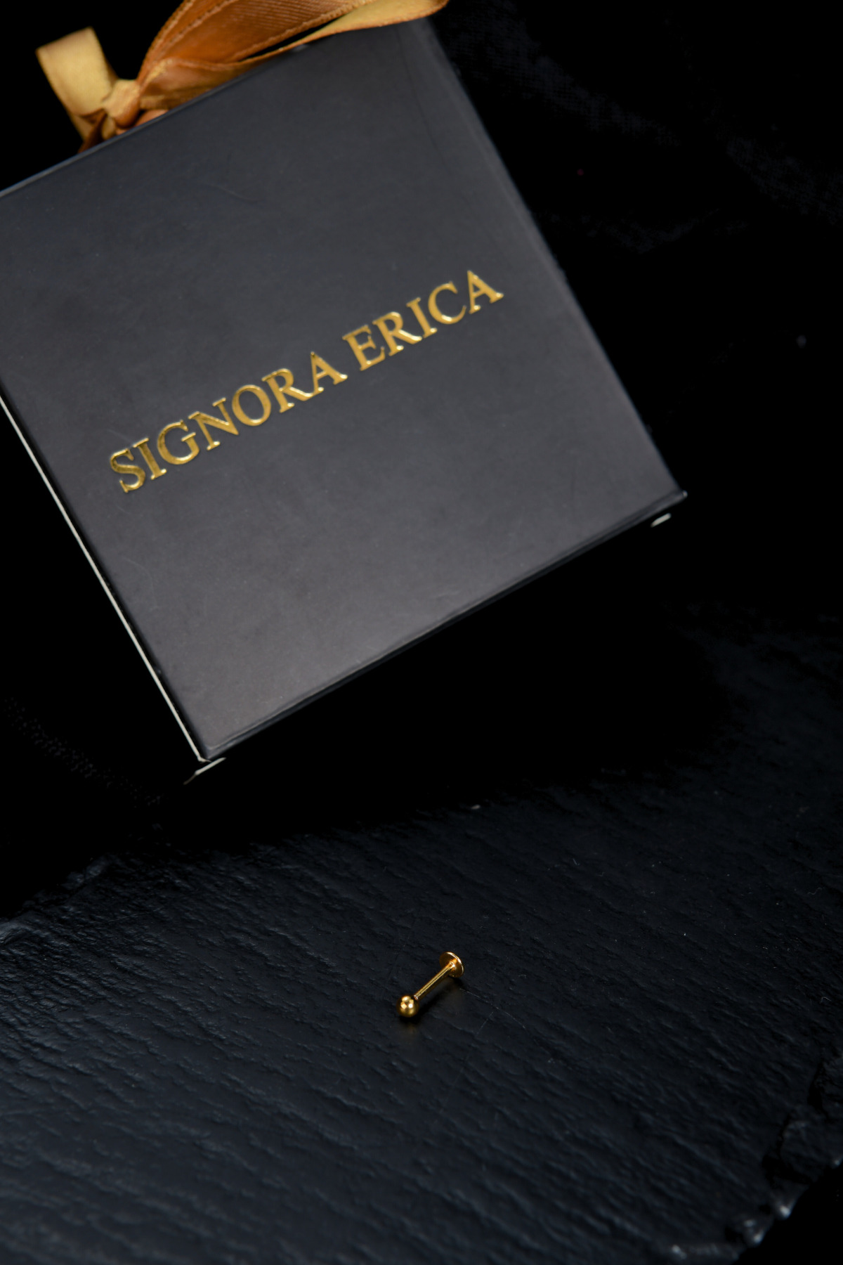 Biri Ucu Düz Bir Ucu Toplu Dudak Piercing 8mm