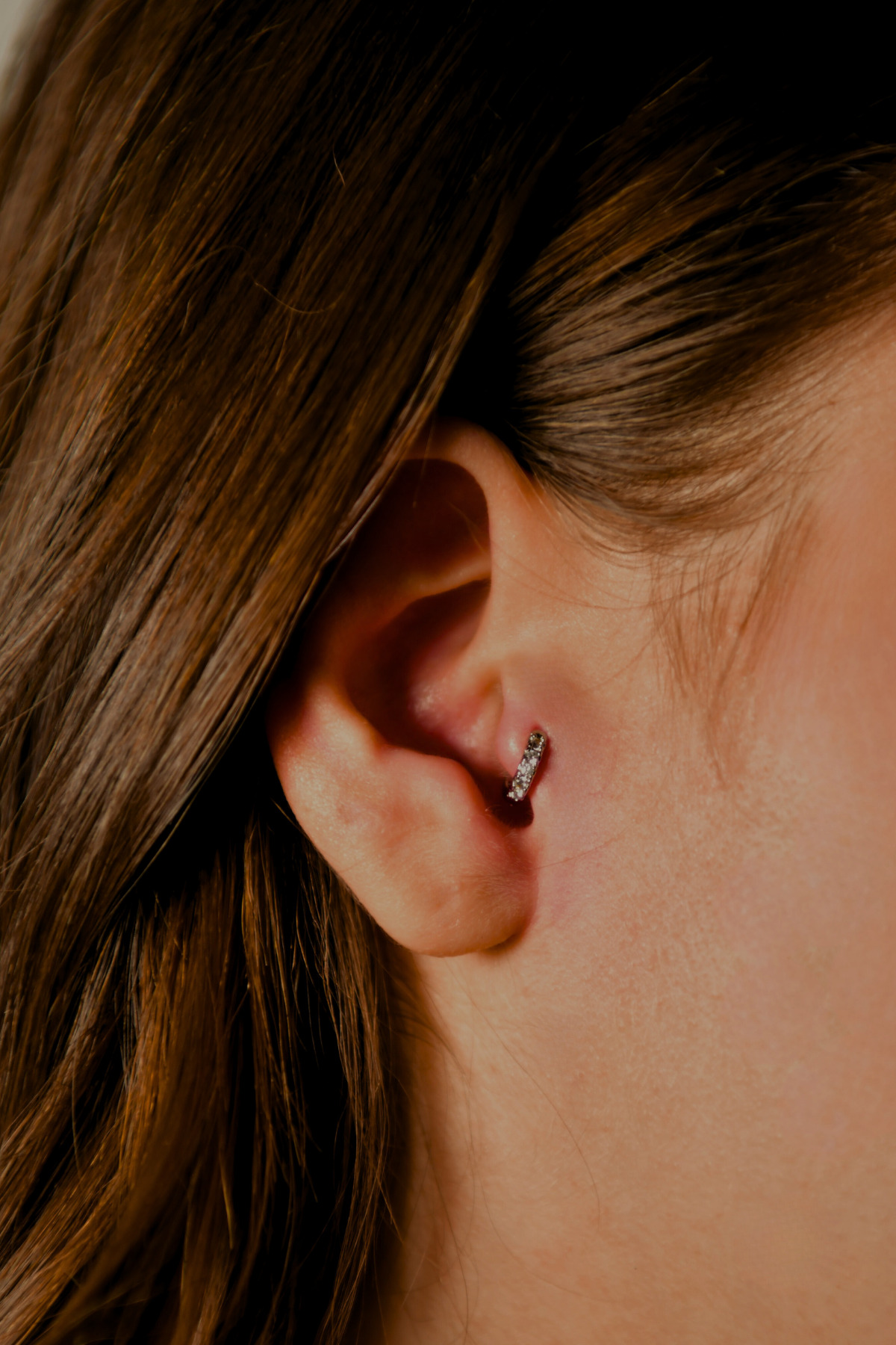 5 Sıra Taşlı Çelik Küpe