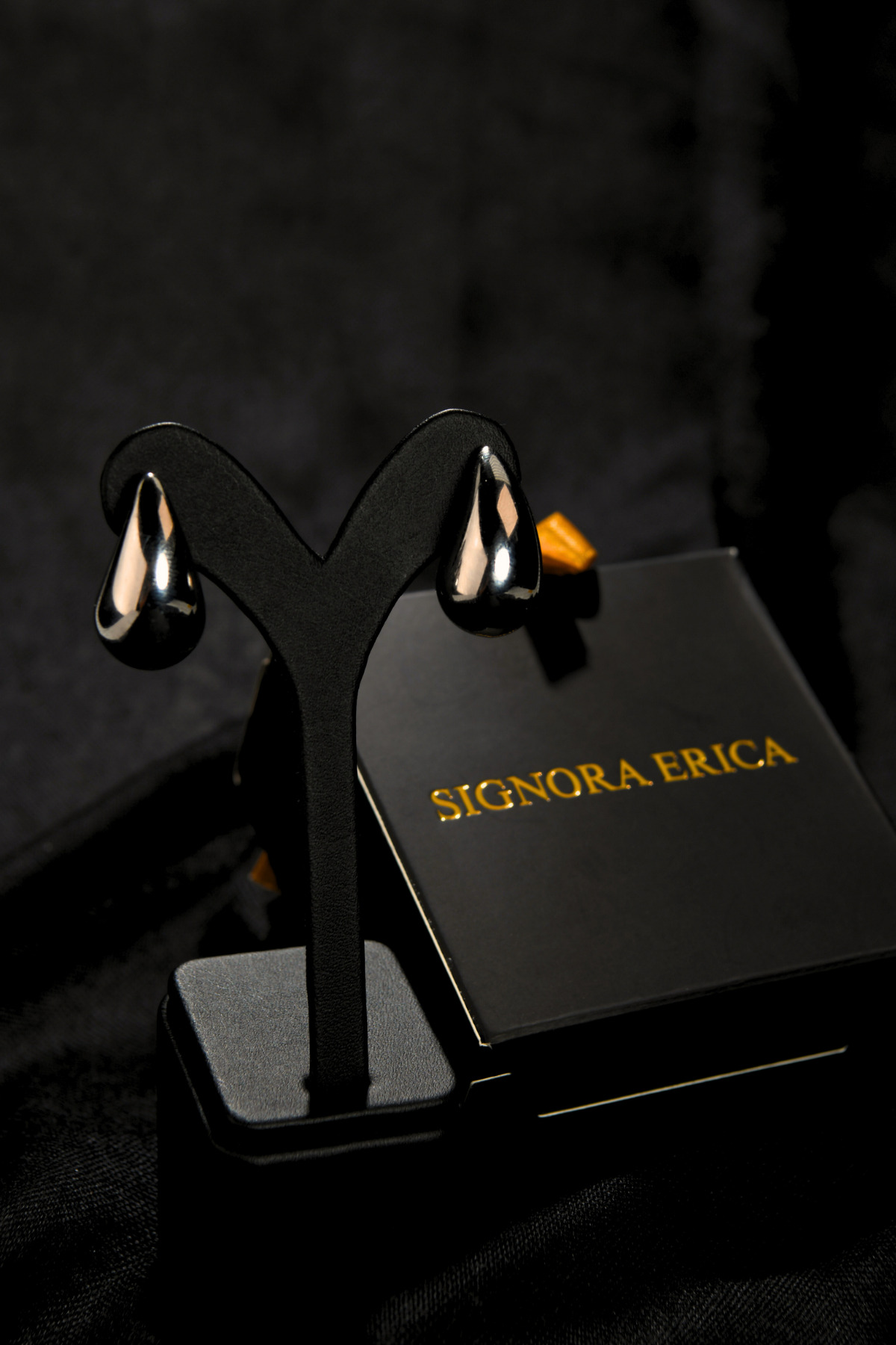 Damla Şişme Model Kadın Çelik Halka Küpe