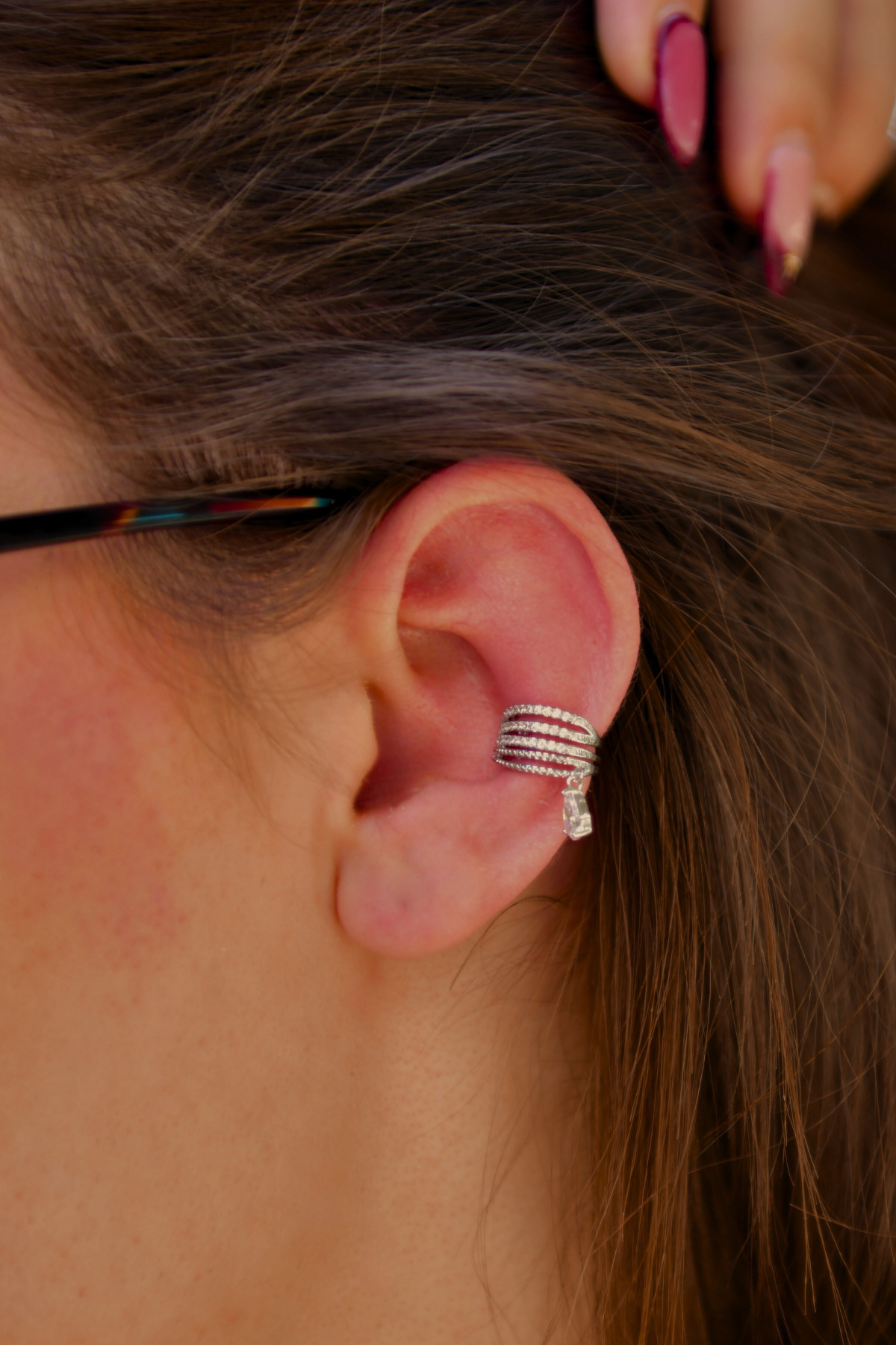 5 Sıra Taşlı Ucu Sallantılı Earcuff